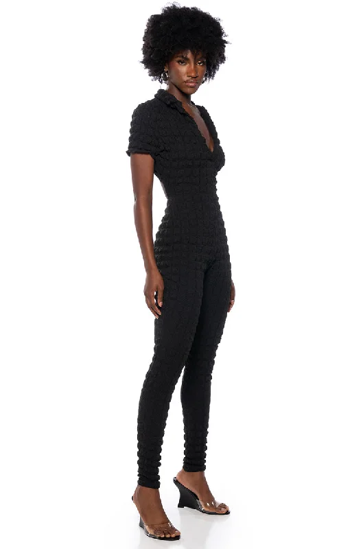 MAKE ME BELIEVE TEXTURED SHORT SLEEVE JUMPSUIT IN BLACK